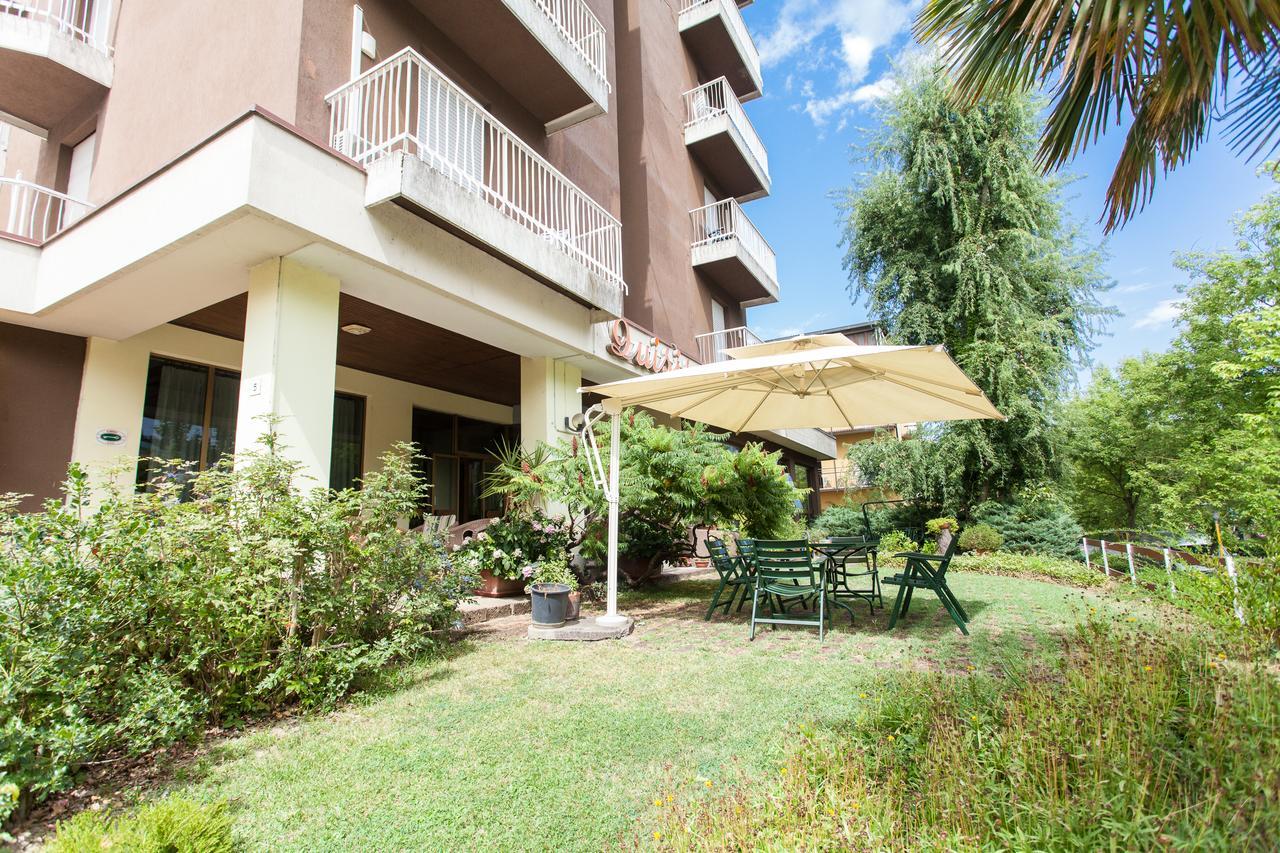Hotel Quisisana Tabiano Terme Exterior foto